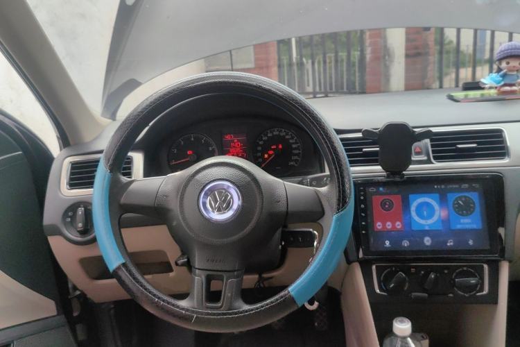 Used Volkswagen Santana 2013 1.6L Manual Comfort Edition Steering Wheel