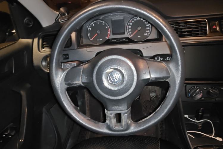 Used Volkswagen Santana 2013 1.4L Manual Fashion Edition Steering Wheel