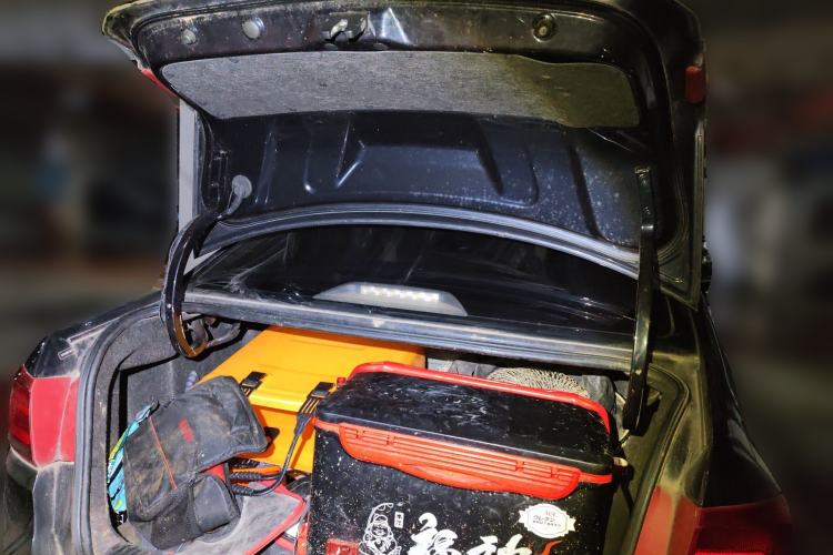 Used Volkswagen Santana 2013 1.4L Manual Fashion Edition Trunk