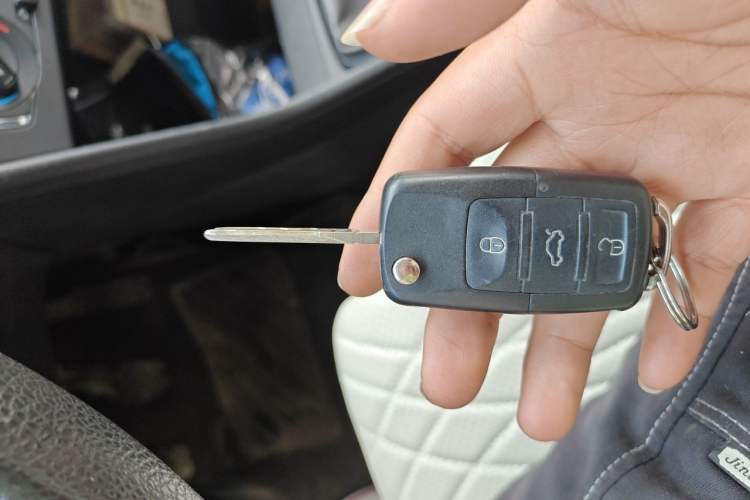 Used Volkswagen Santana 2013 1.6L Manual Fashion Edition Vehicle Key