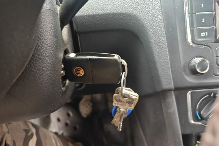 Used Volkswagen Santana 2013 1.4L Manual Comfort Edition Vehicle Key