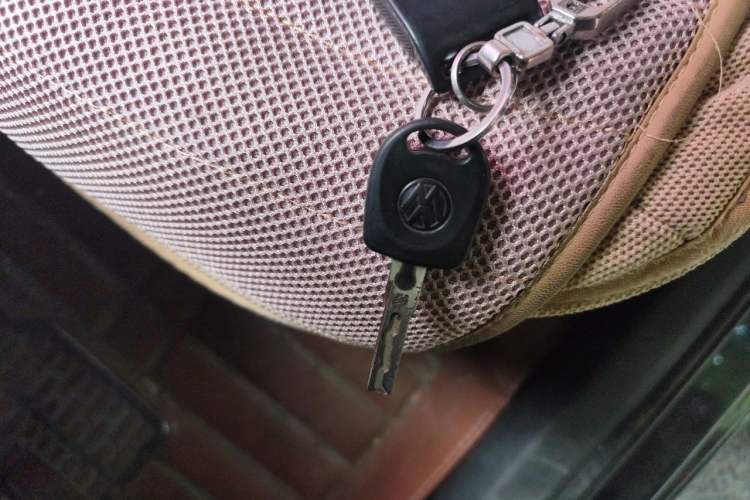 Used Volkswagen Santana 2013 1.4L Manual Fashion Edition Vehicle Key
