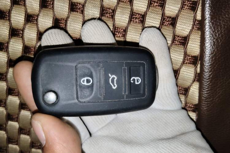 Used Volkswagen Santana 2013 1.4L Manual Comfort Edition Vehicle Key