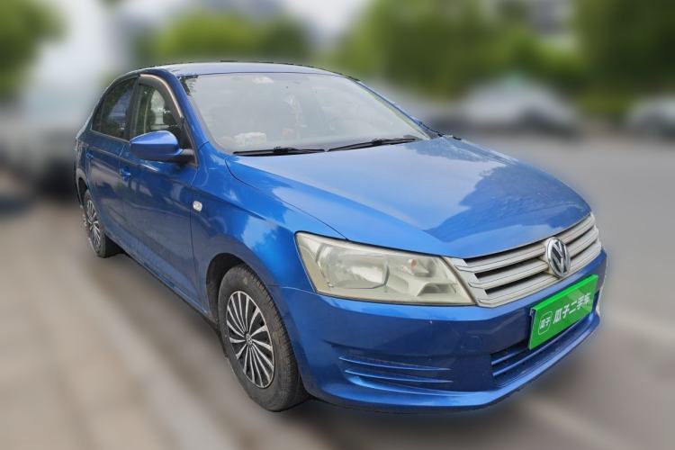 Used Volkswagen Santana 2013 1.6L Automatic Fashion Edition Front Right 45 Deg