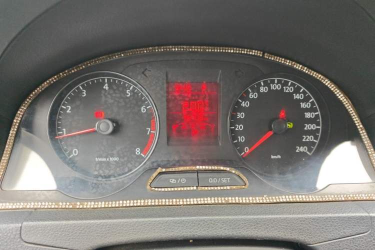 Used Volkswagen Santana 2013 1.6L Automatic Fashion Edition Instrument Cluster