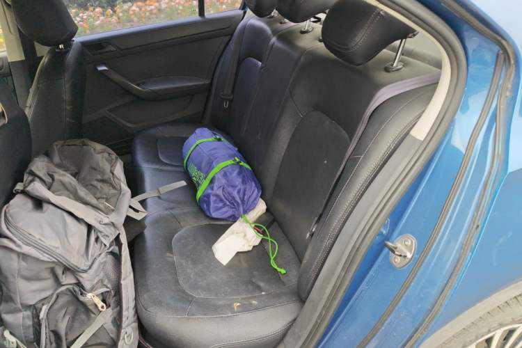 Used Volkswagen Santana 2013 1.6L Automatic Fashion Edition Left Rear Seat