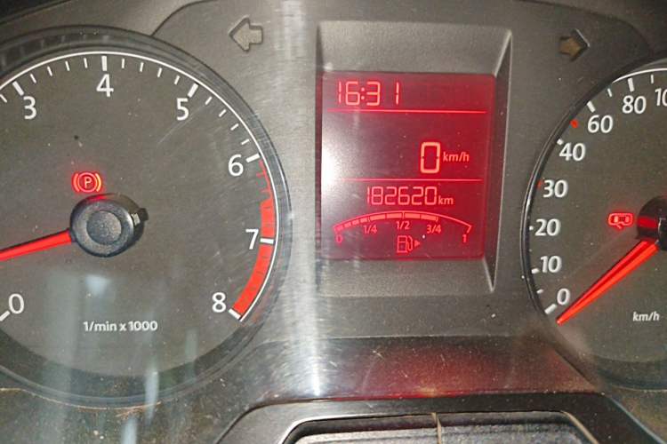Used Volkswagen Santana 2013 1.6L Manual Comfort Edition Odometer Close Up
