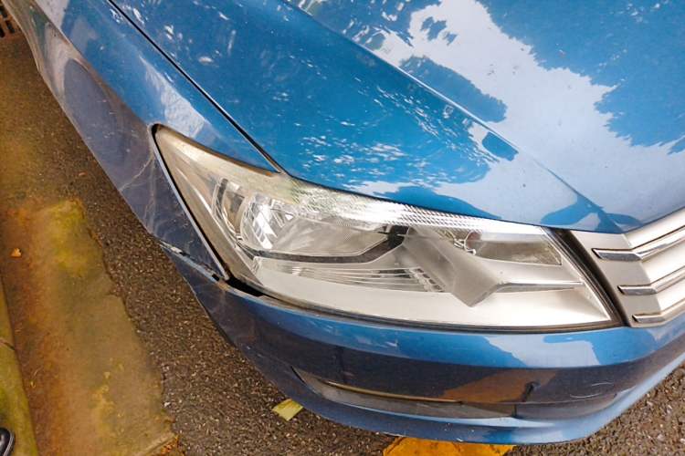 Used Volkswagen Santana 2013 1.6L Manual Comfort Edition Right Front Headlight