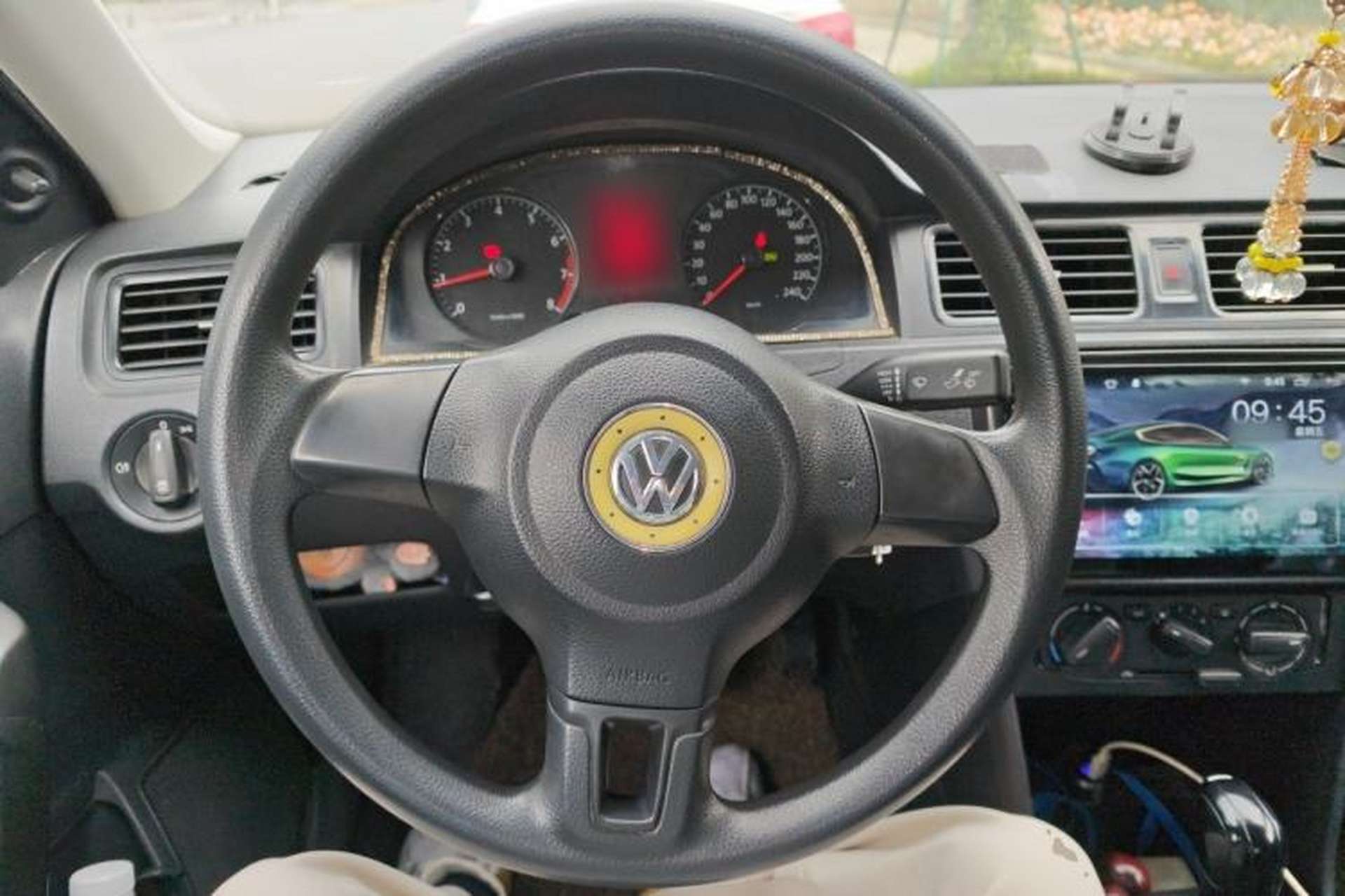 Used Volkswagen Santana 2013 1.6L Automatic Fashion Edition Steering Wheel