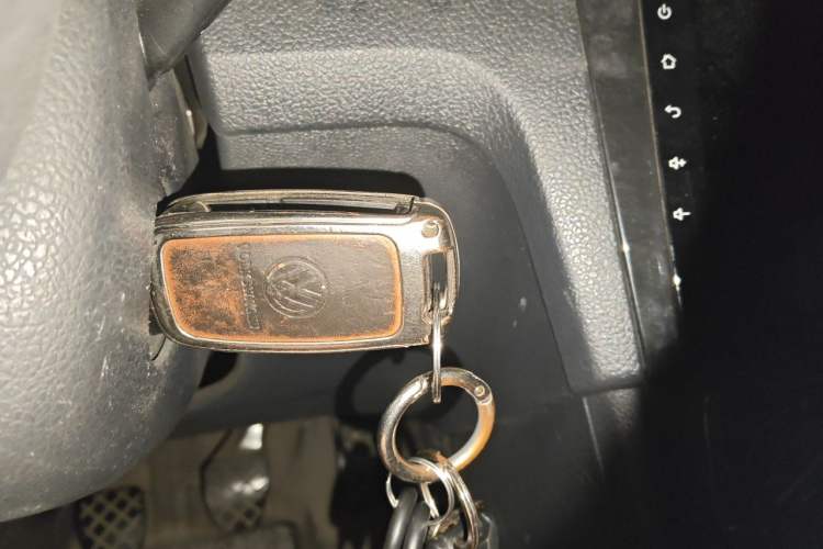 Used Volkswagen Santana 2013 1.4L Manual Comfort Edition Vehicle Key