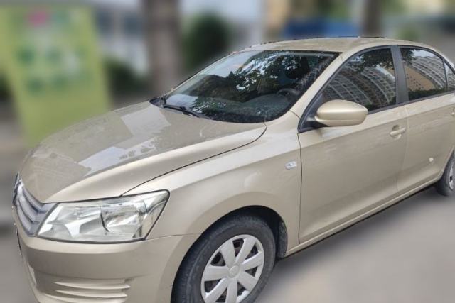 Ojetý Volkswagen Santana 2013 1.6L Automatic Fashion Edition