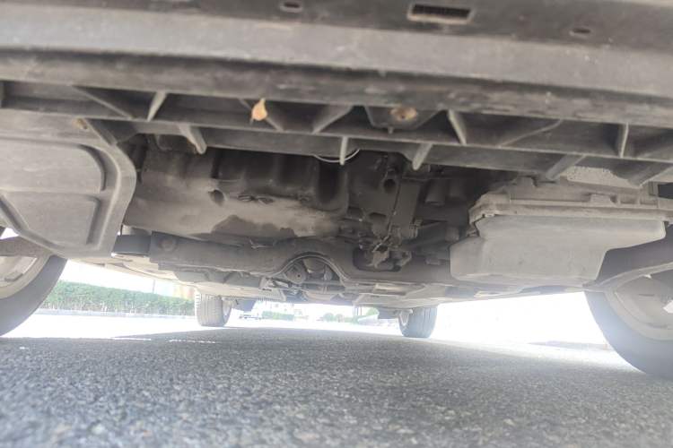 Used Volkswagen Santana 2013 1.6L Automatic Comfort Edition Chassis Front