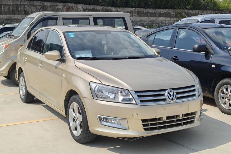 Used Volkswagen Santana 2013 1.6L Automatic Comfort Edition Exterior 2