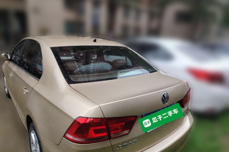 Used Volkswagen Santana 2013 1.6L Automatic Comfort Edition Exterior 3