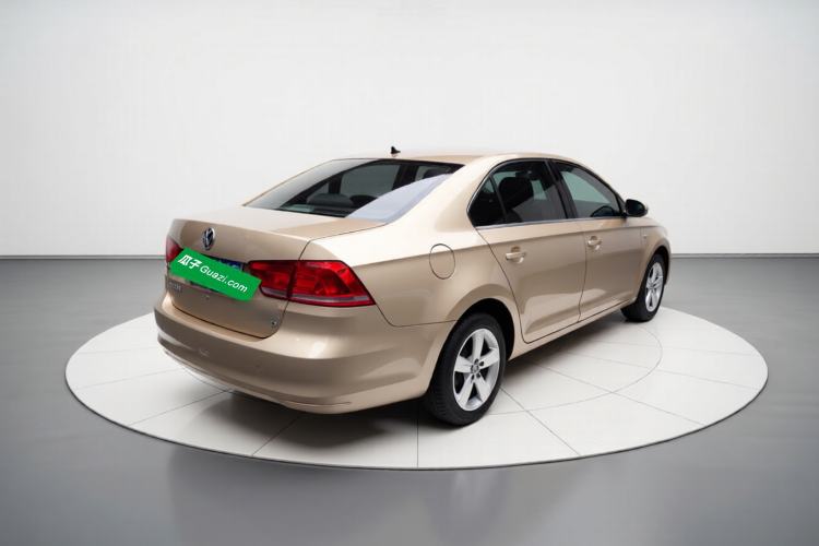 Used Volkswagen Santana 2013 1.6L Automatic Comfort Edition Exterior 5