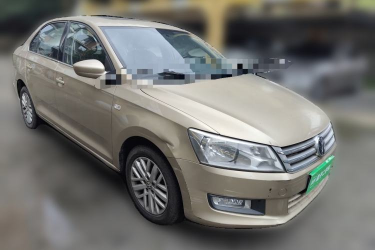 Used Volkswagen Santana 2013 1.6L Manual Luxury Edition Front Right 45 Deg