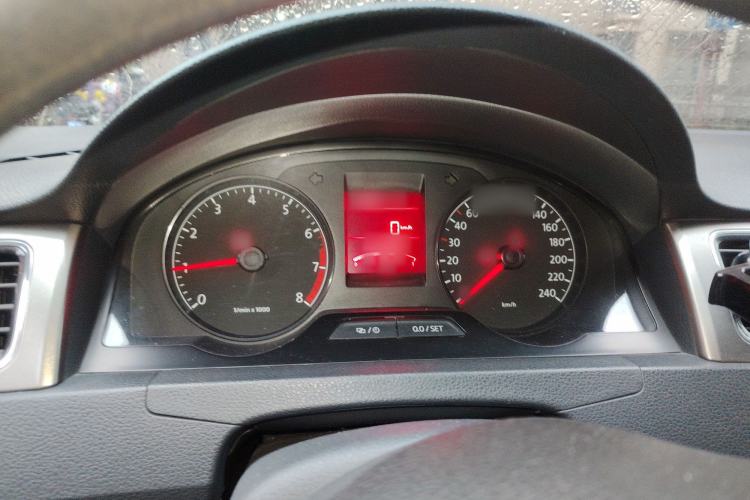 Used Volkswagen Santana 2013 1.6L Automatic Comfort Edition Instrument Cluster