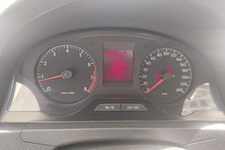 Used Volkswagen Santana 2013 1.6L Automatic Comfort Edition Instrument Cluster