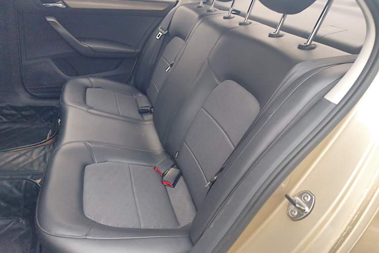 Used Volkswagen Santana 2013 1.6L Automatic Comfort Edition Left Rear Seat