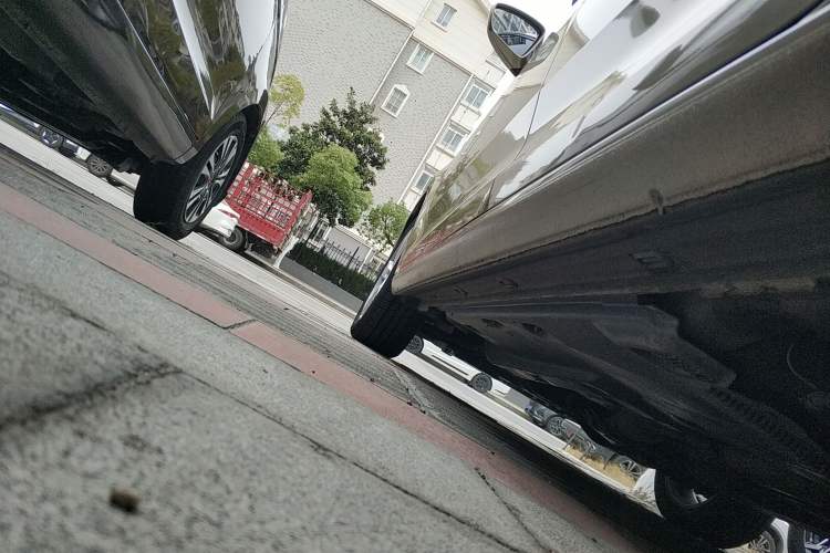 Used Volkswagen Santana 2013 1.6L Automatic Comfort Edition Left Side Sill