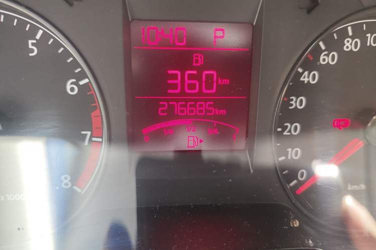 Used Volkswagen Santana 2013 1.6L Automatic Comfort Edition Odometer Close Up