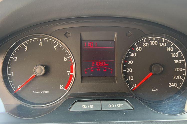 Used Volkswagen Santana 2013 1.6L Automatic Comfort Edition Odometer Close Up