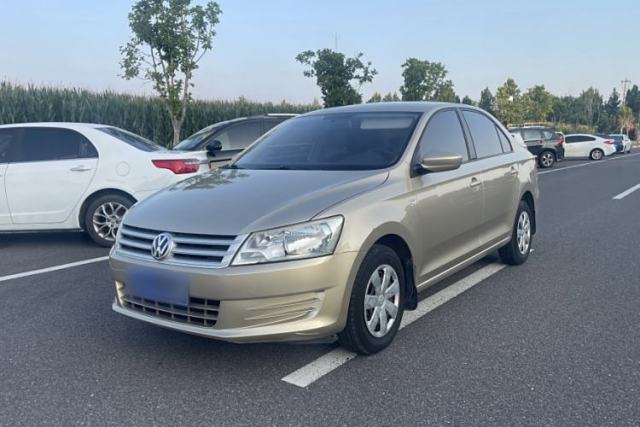 Used Volkswagen Santana 2013 1.6L Automatic Fashion Edition