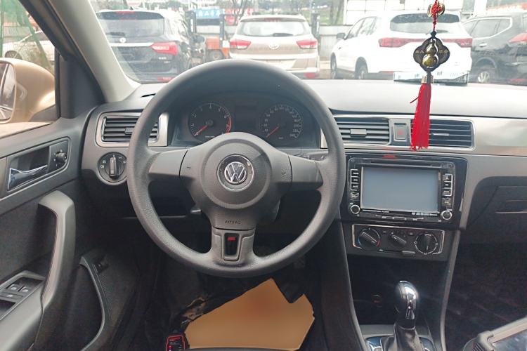 Used Volkswagen Santana 2013 1.6L Automatic Comfort Edition Steering Wheel