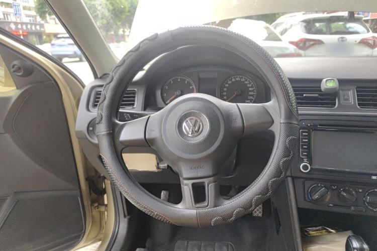 Used Volkswagen Santana 2013 1.6L Automatic Fashion Edition Steering Wheel