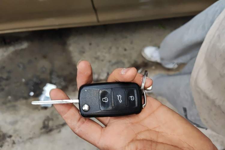 Used Volkswagen Santana 2013 1.6L Automatic Comfort Edition Vehicle Key