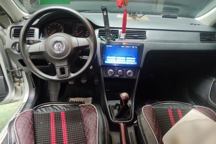 Used Volkswagen Santana 2013 1.4L Manual Fashion Edition Center Console