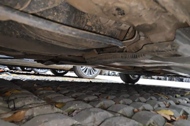 Used Volkswagen Santana 2013 1.6L Manual Comfort Edition Chassis Rear Right