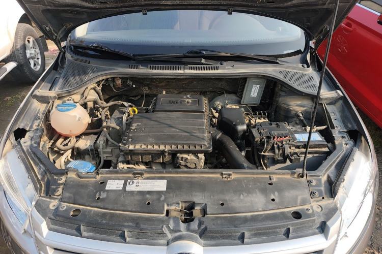 Used Volkswagen Santana 2013 1.4L Manual Fashion Edition Engine Bay