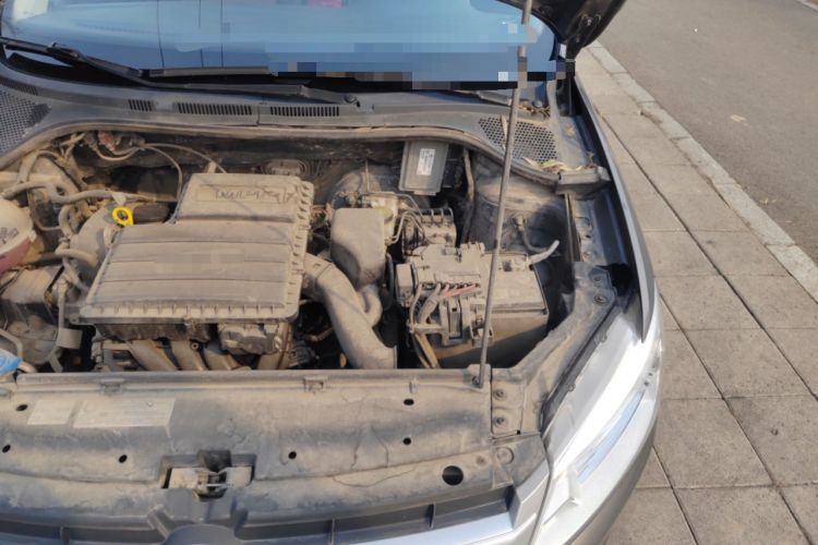 Used Volkswagen Santana 2013 1.4L Manual Fashion Edition Engine Bay Left
