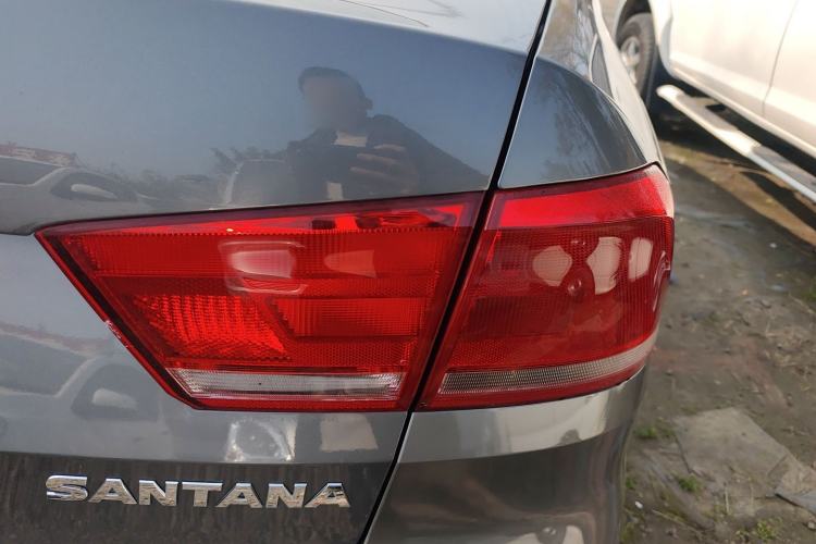 Used Volkswagen Santana 2013 1.4L Manual Fashion Edition Exterior 6
