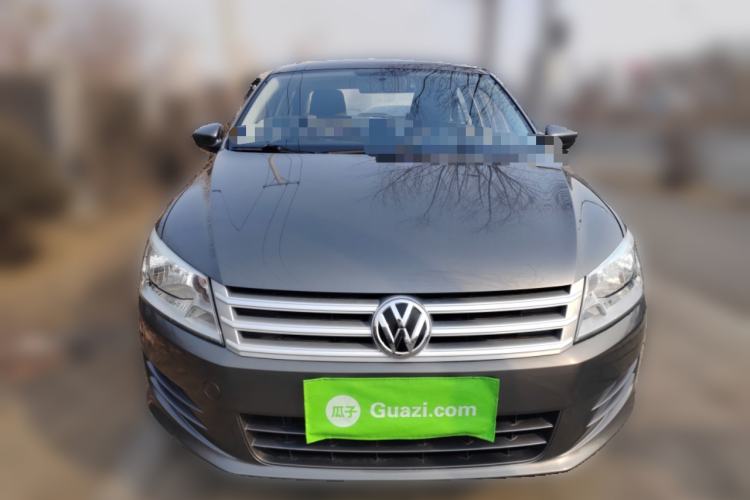 Used Volkswagen Santana 2013 1.4L Manual Fashion Edition Front