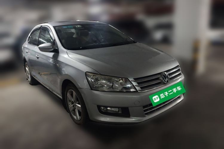 Used Volkswagen Santana 2013 1.6L Automatic Comfort Edition Front Right 45 Deg