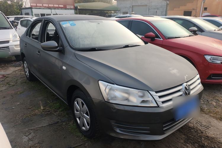 Used Volkswagen Santana 2013 1.4L Manual Fashion Edition Front Right 45 Deg