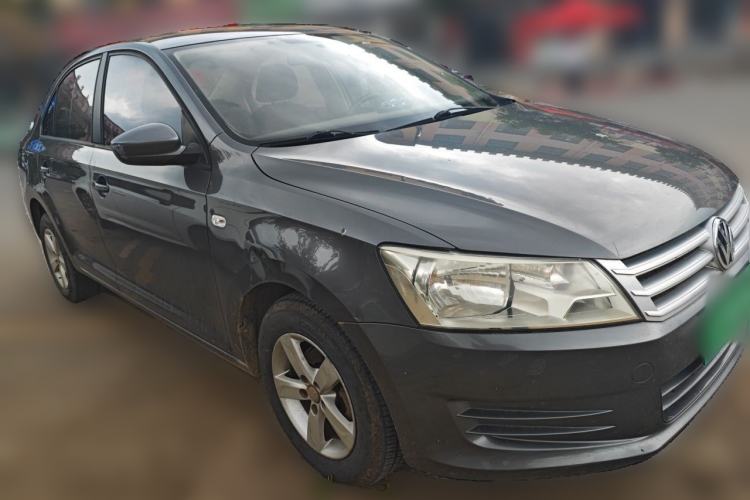 Used Volkswagen Santana 2013 1.6L Manual Fashion Edition Front Right 45 Deg