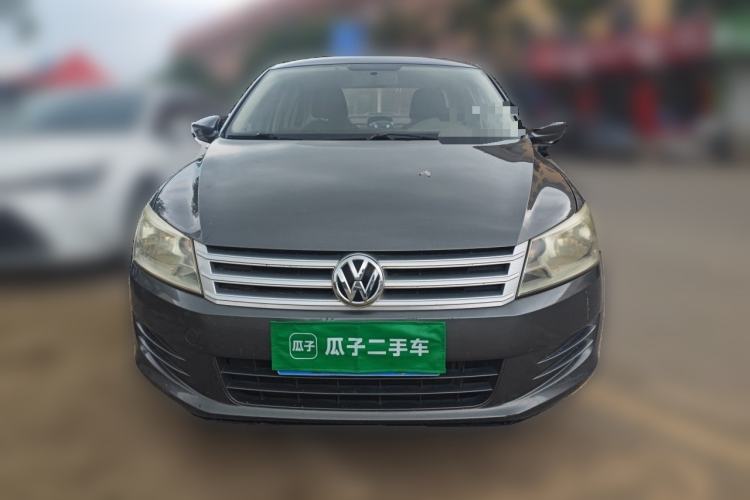 Used Volkswagen Santana 2013 1.6L Manual Fashion Edition Front