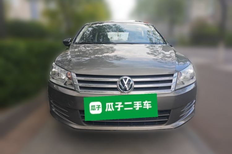 Used Volkswagen Santana 2013 1.6L Manual Fashion Edition Front