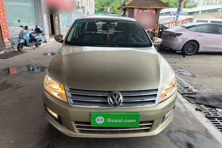 Used Volkswagen Santana 2013 1.6L Automatic Comfort Edition Front