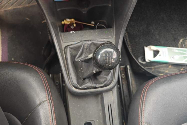 Used Volkswagen Santana 2013 1.6L Manual Fashion Edition Gear Lever