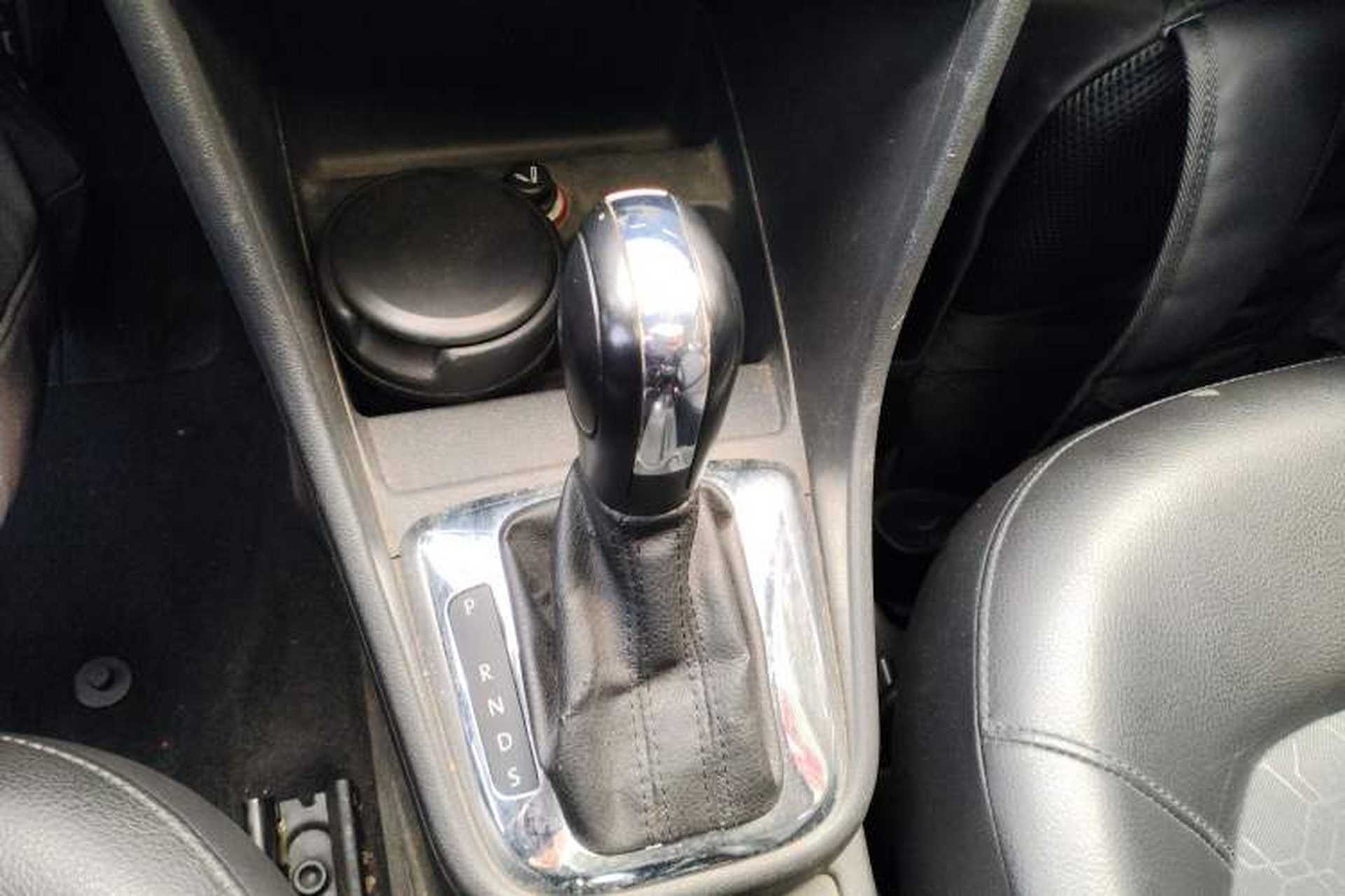 Used Volkswagen Santana 2013 1.6L Automatic Comfort Edition Gear Lever