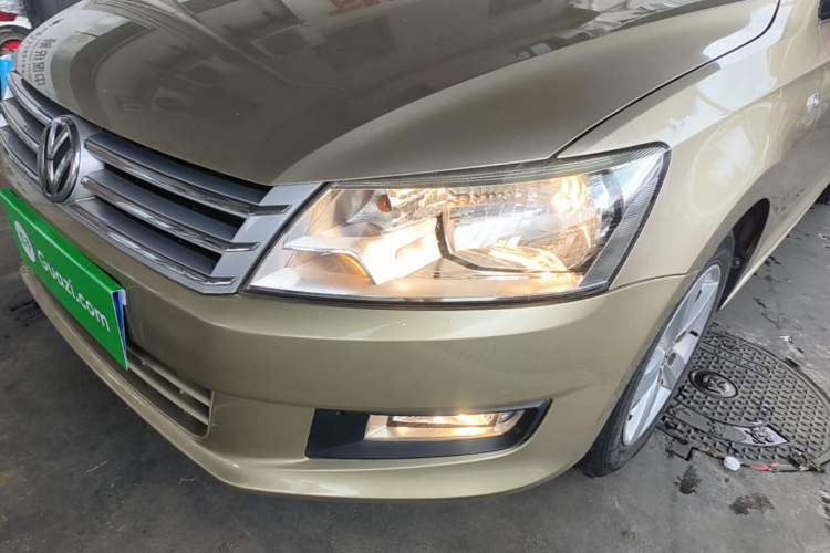Used Volkswagen Santana 2013 1.6L Automatic Comfort Edition Left Front Headlight