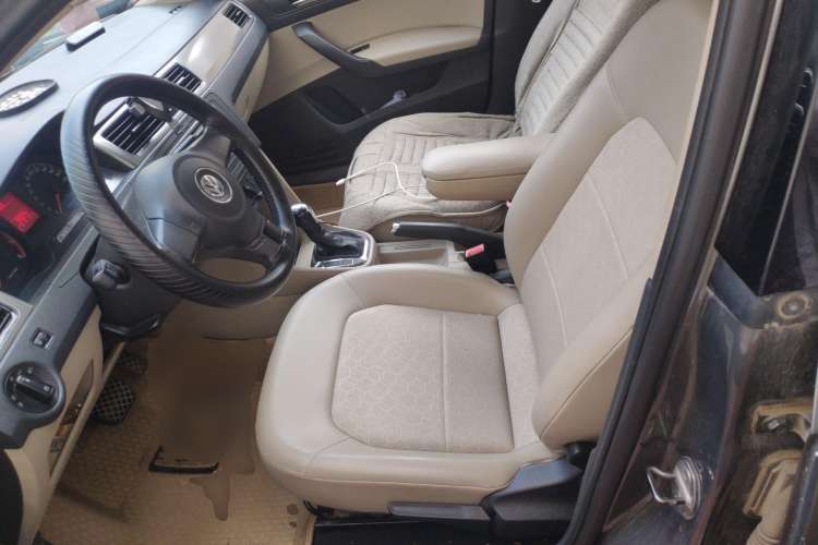 Used Volkswagen Santana 2013 1.6L Automatic Comfort Edition Left Front Seat