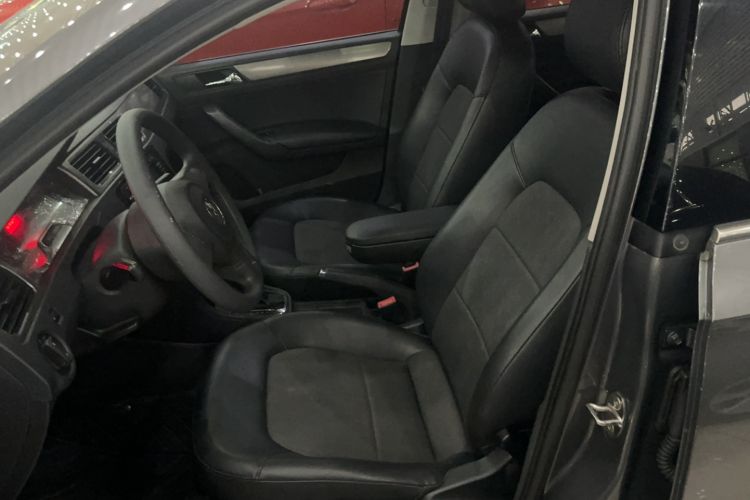 Used Volkswagen Santana 2013 1.6L Automatic Comfort Edition Left Front Seat