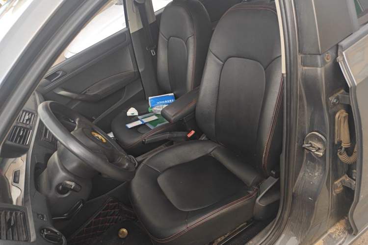Used Volkswagen Santana 2013 1.6L Manual Fashion Edition Left Front Seat
