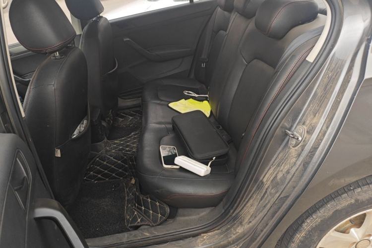 Used Volkswagen Santana 2013 1.6L Manual Fashion Edition Left Rear Seat