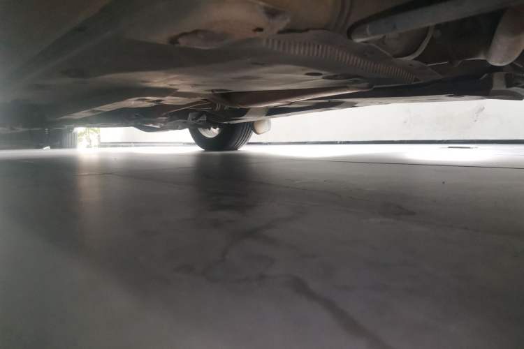 Used Volkswagen Santana 2013 1.6L Automatic Comfort Edition Left Side Sill